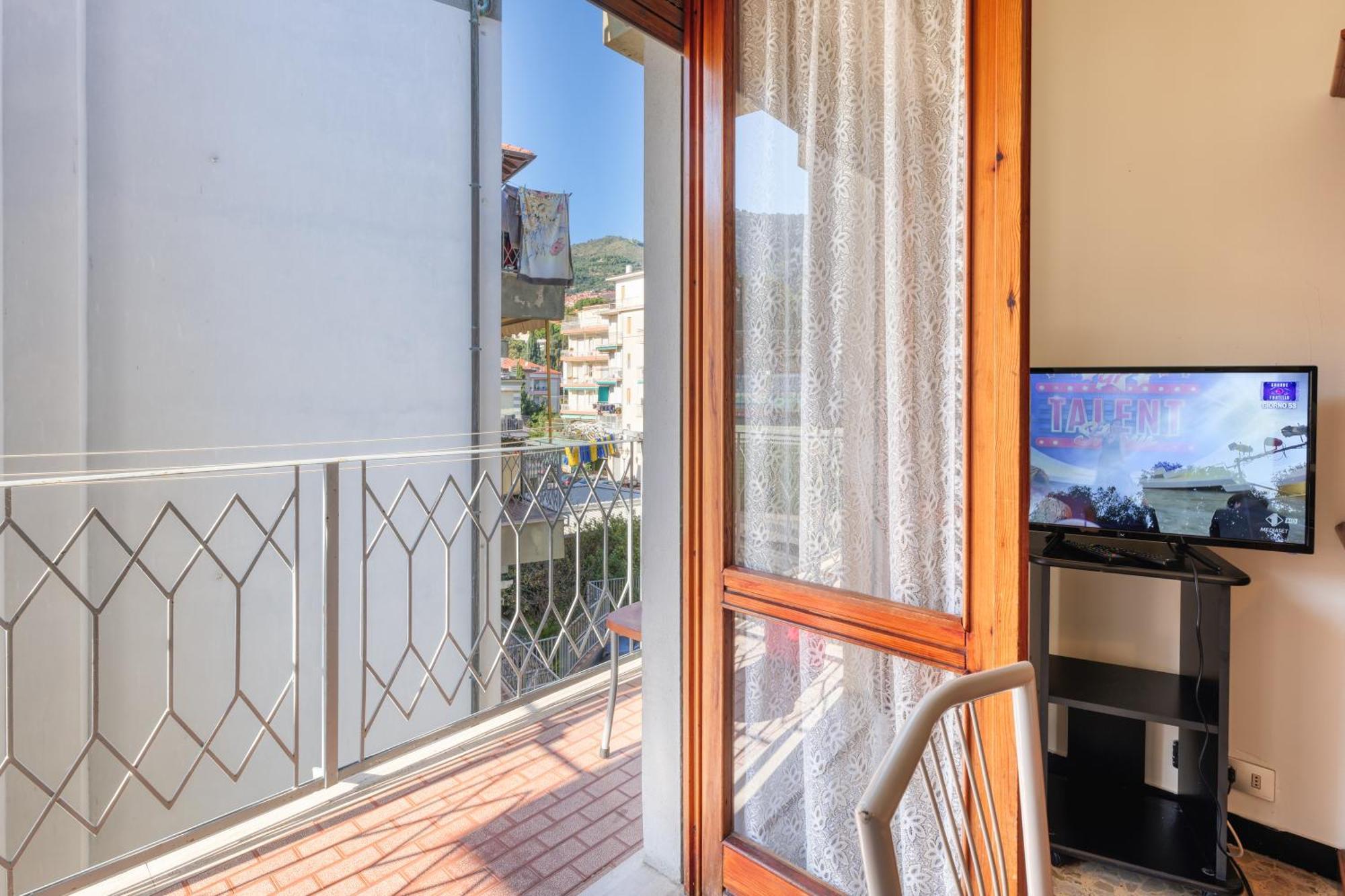 Bluemind Air Comfort - 500m From Sea - Happy Apartment Alassio